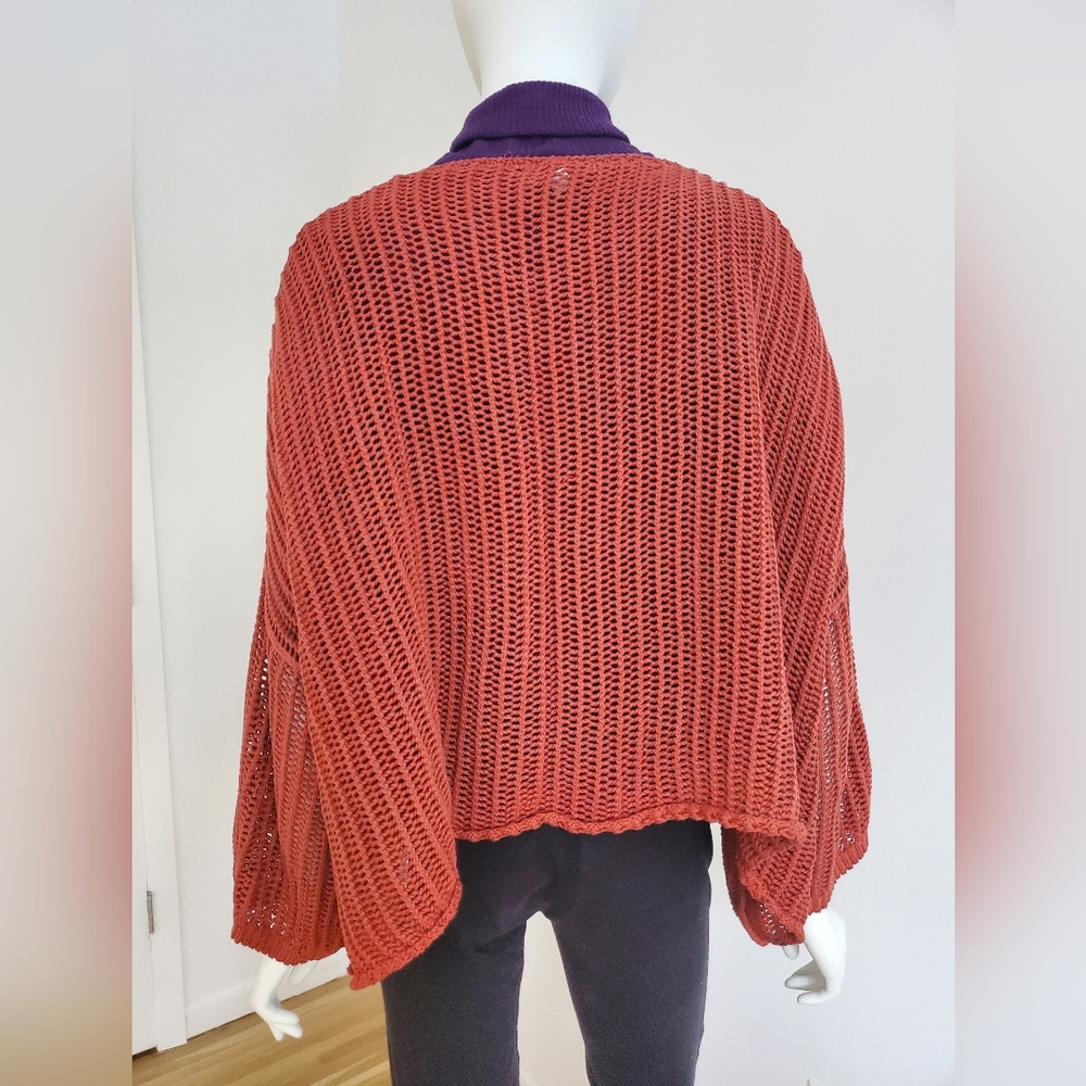 Sweater - Picture 4 of 6